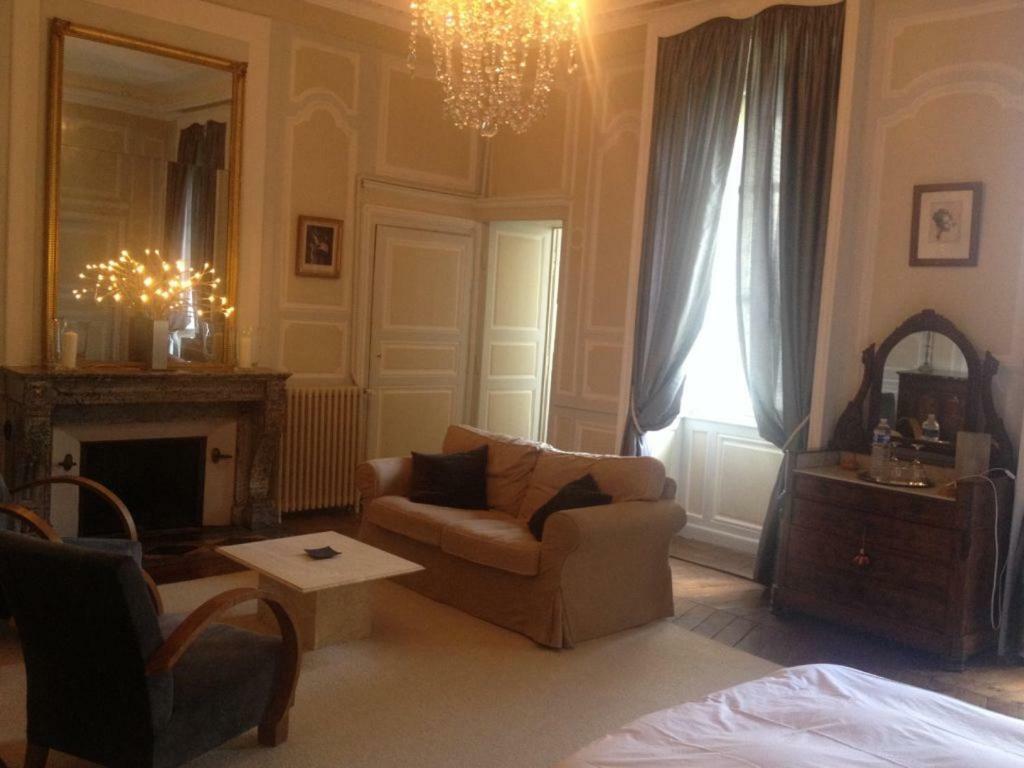 B&B Le Jardin De Carco Châtillon-sur-Seine エクステリア 写真