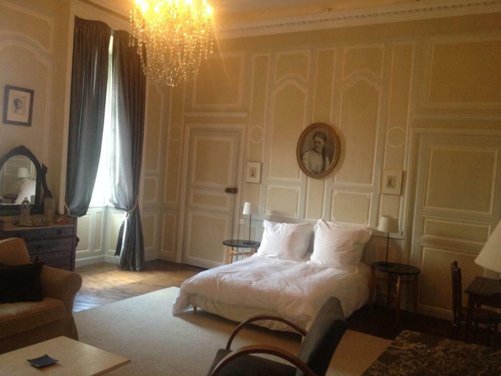 B&B Le Jardin De Carco Châtillon-sur-Seine エクステリア 写真