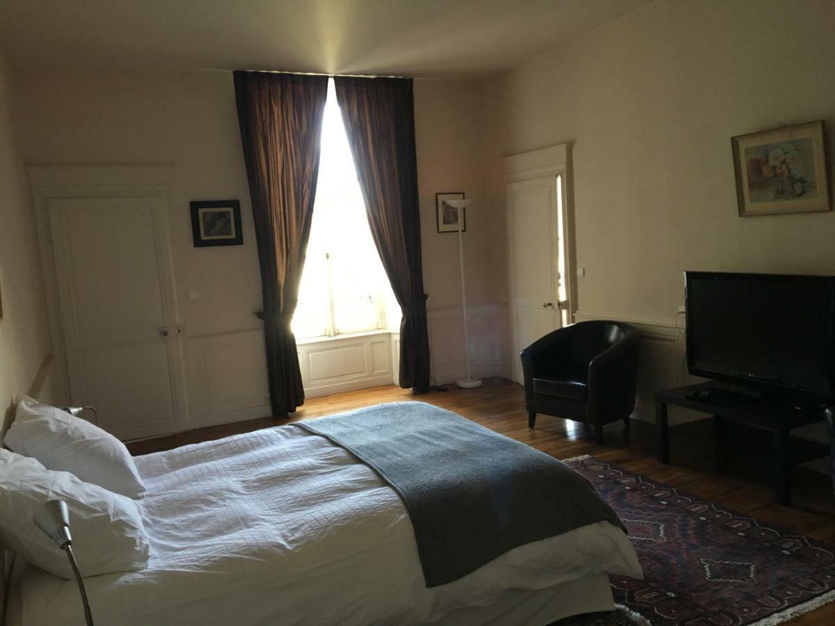 B&B Le Jardin De Carco Châtillon-sur-Seine エクステリア 写真
