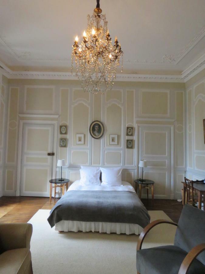 B&B Le Jardin De Carco Châtillon-sur-Seine エクステリア 写真